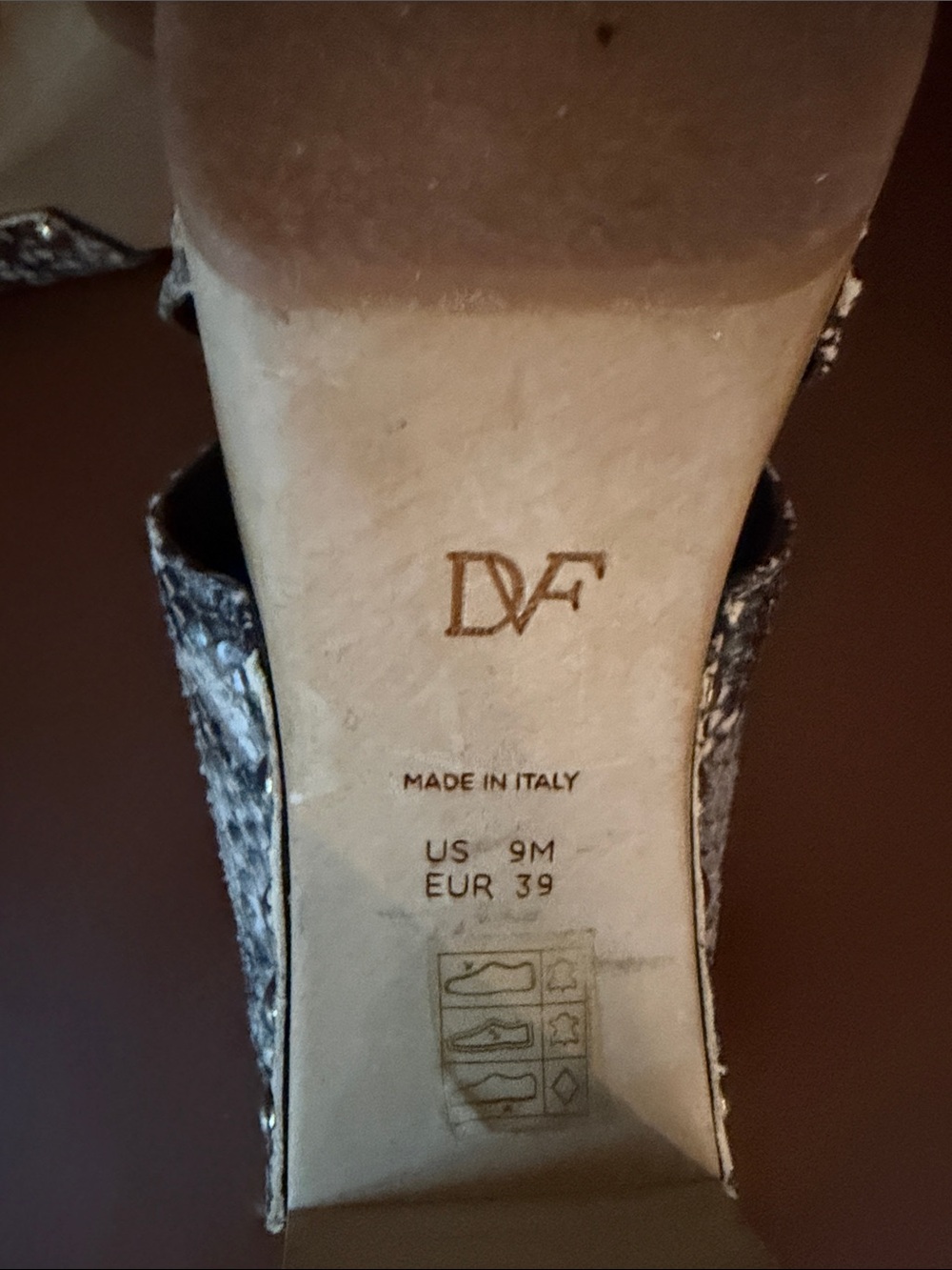 Diane Von Furstenberg “Seville” platform  Sandal size 9 - Picture 7 of 7